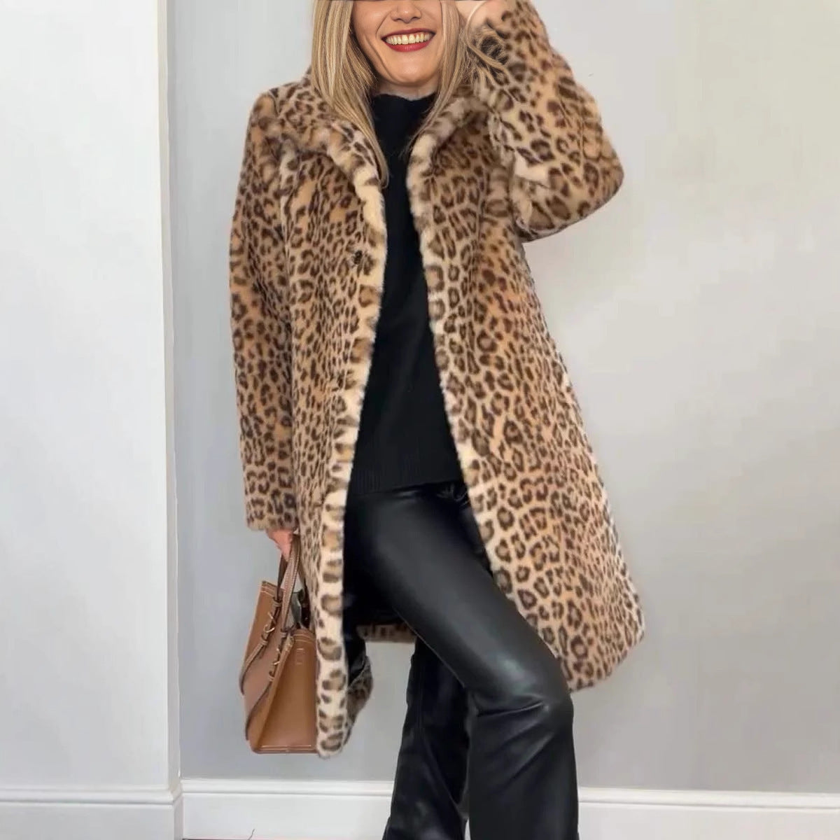 Manteau peluche léopard mi-long – spécial hiver