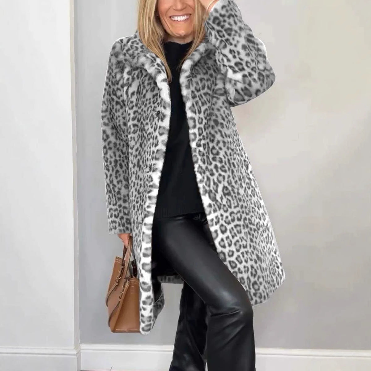 Manteau peluche léopard mi-long – spécial hiver