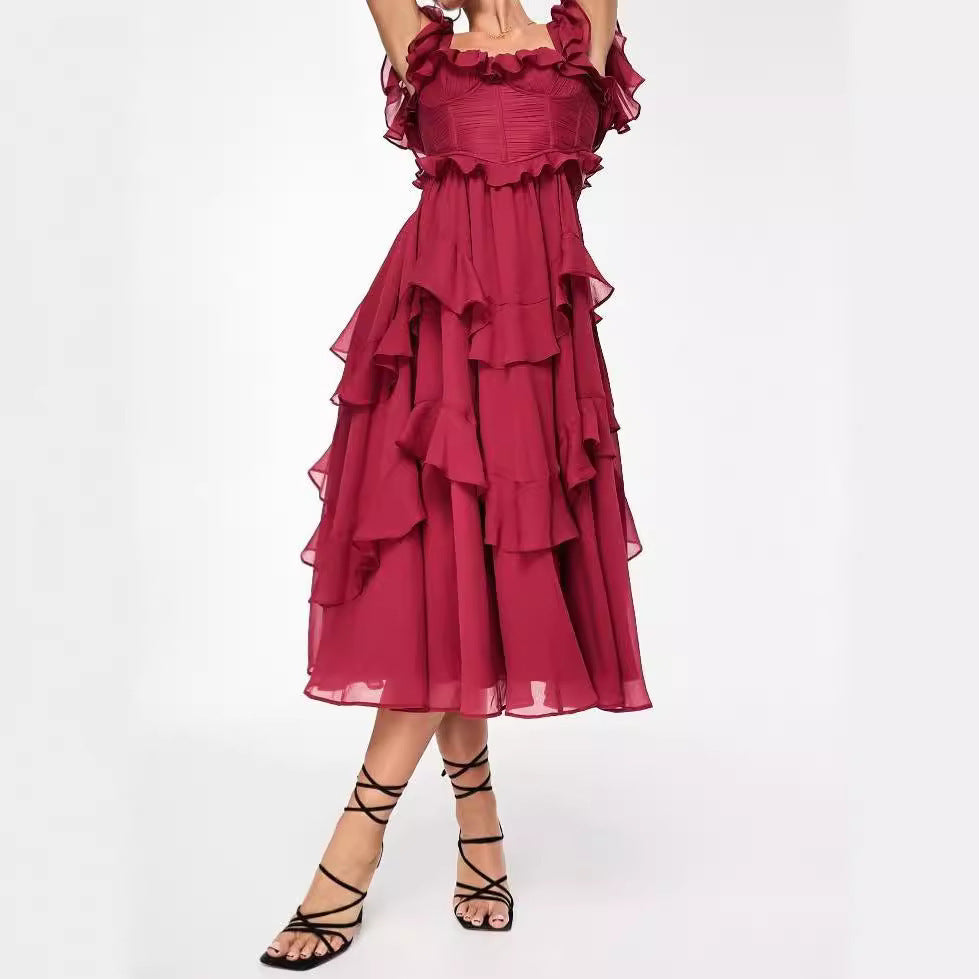 Robe longue à volants, décolleté carré
